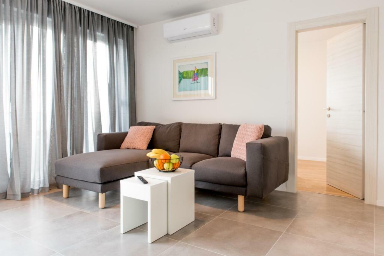 Lion'S Beach Apartment Podstrana Exterior photo